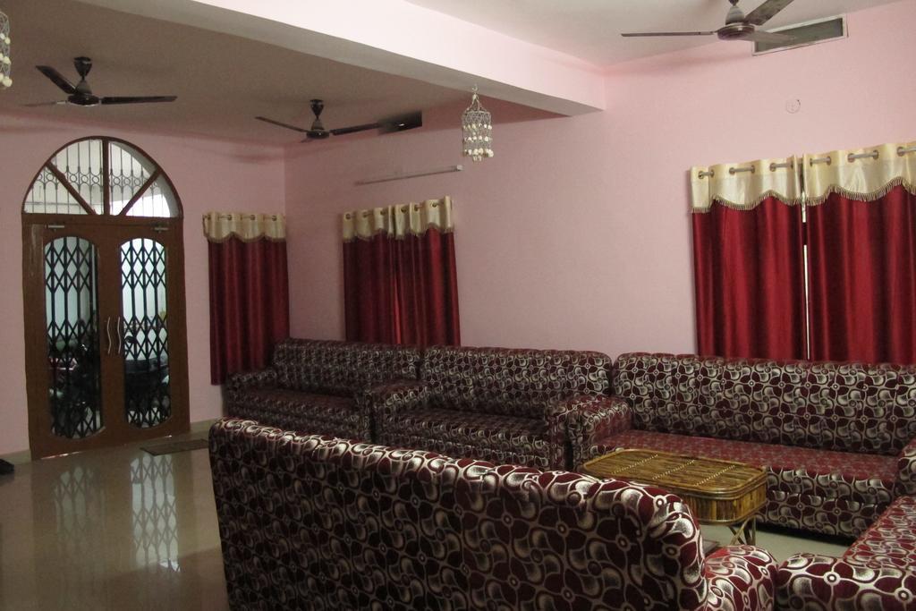 Suma Guest House Bodh Gaya Esterno foto