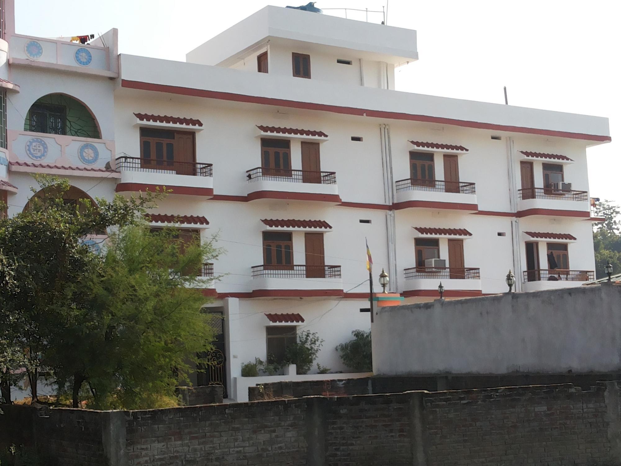 Suma Guest House Bodh Gaya Esterno foto